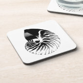 Nautilus shell - zwart, grijs en wit bier onderzetter (Linkerzijde)