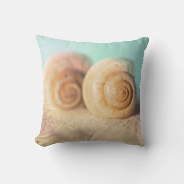 Nautilus Shells op strand Kussen (Voorkant)