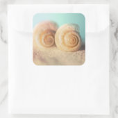 Nautilus Shells op strand Vierkante Sticker (Tas)