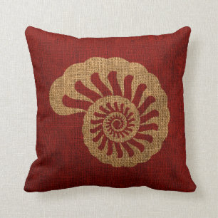 Nautilus Zee Shell in Rustic Nautical Red Kussen