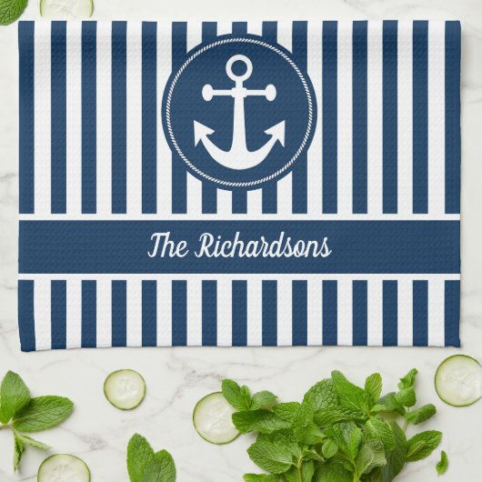 Nautisch anker met helling op de blauwe streepjes theedoek (Gevouwen)