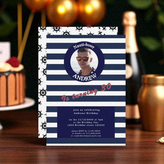 Nautisch blauw gestreepte foto verjaardagsuitnodig kaart
