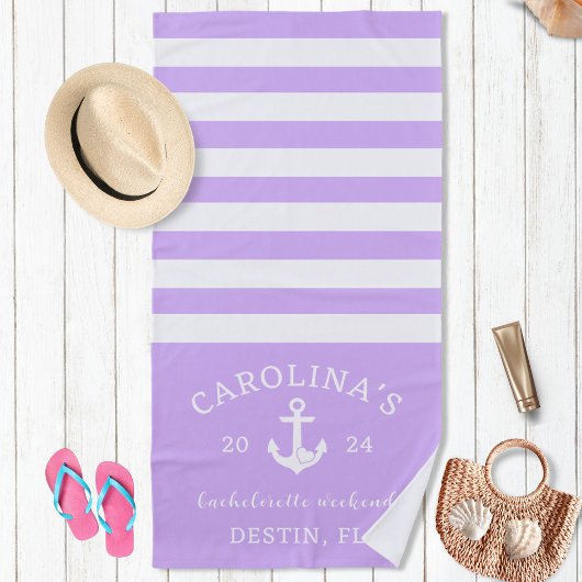 Nautisch vrijgezellenweekend lavendel en wit strandlaken