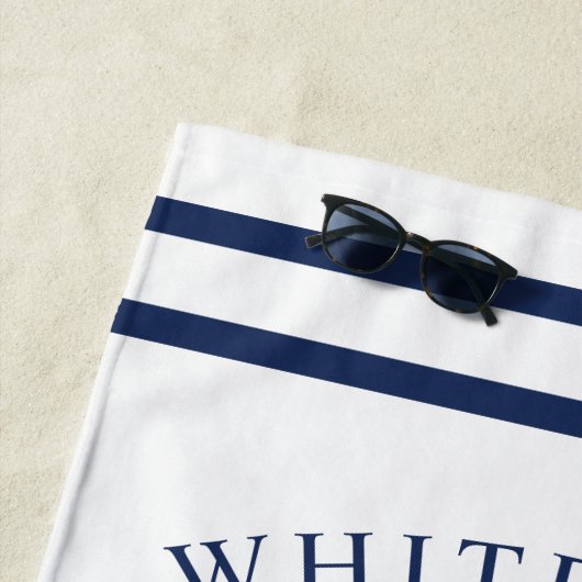 Nautisch wit aangepaste familie anker strandlaken (In situ)