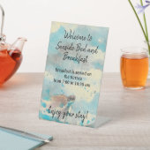 Nautische Beach Bed en ontbijtgastinformatie Reclamebord Met Voetstuk (Insitu)