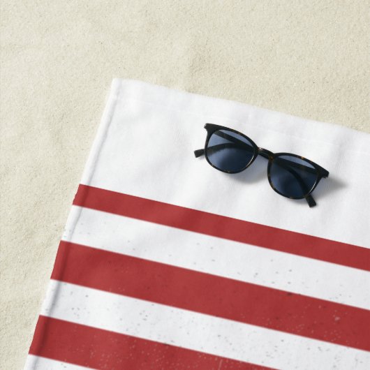 Nautische, bootwiel, rode en witte strepen strandlaken (In situ)