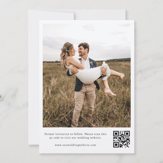 Nautische Kustschelp Monogram QR-code Trouwen Save The Date (Achterkant)