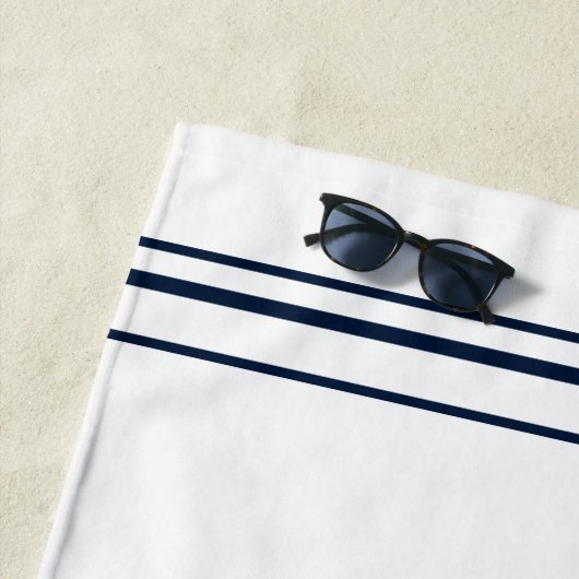 Nautische Marine Blauw Anker Boot Naam Custom Strandlaken (In situ)