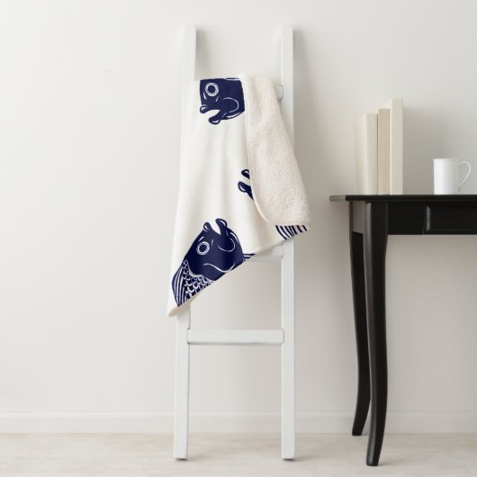 Nautische Marine Blauwe Vis Hoofden | Monogram Sherpa Deken (In situ)