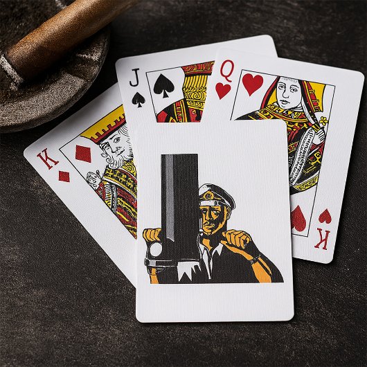 Nautische onderzeebootkapitein met periscoop pokerkaarten