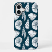 Nautische Zeeschelp Patroon in Wit en Marine iPhone Hoesje (Achterkant)