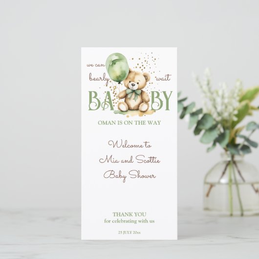Nauw wachten teddy groen baby shower plaats kaarte (Staand voorkant)