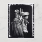 Navaho-vrouw met een papieren op haar rug briefkaart (Voorkant)