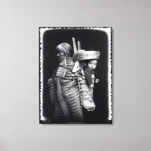 Navaho-vrouw met een papieren op haar rug canvas afdruk