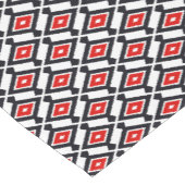 Navajo Ikat Pattern, Dark Red, Black and White Korte Tafelloper (Hoek)