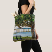 Navarra Park Bench en Bridge Tote Bag (Dichtbij)