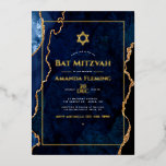 Navy and Gold Faux Agate Bat Mitzvah Foto Folie Uitnodiging<br><div class="desc">Cool waterverf agate Bat Mitzvah uitnodiging in accenten van marineblauw en goud die aanpasbaar zijn aan uw specificaties van de gebeurtenis. Een foto van het portretformaat wordt geadviseerd.</div>