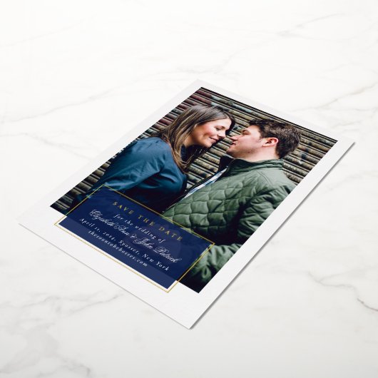 Navy and Gold Foil Script Save the Date Folie Uitnodiging (Gedraaid)