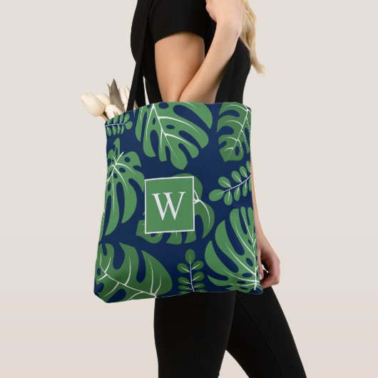Navy and Green Monogrammed Monstera Leaves Tote Bag (Dichtbij)