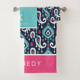 Navy and Pink Ikat Paisley Monogram Bad Handdoek