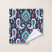 Navy and Pink Ikat Paisley Monogram Bad Handdoek (Wasdoekje)