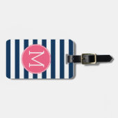 Navy and White Striped Pattern Hot Pink Monogram Bagagelabel (Voorkant horizontaal)