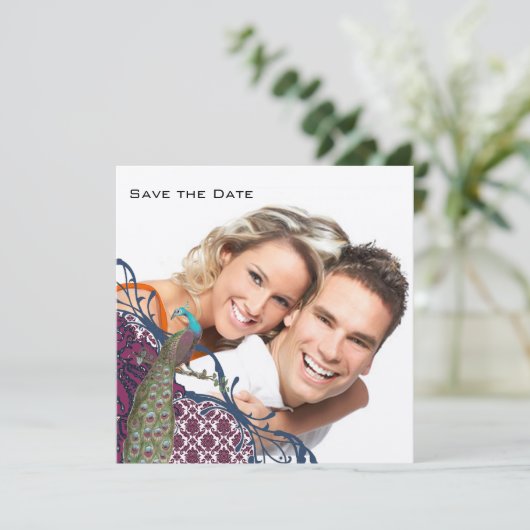 Navy & Berry Berry Elegant Damask Peacock Wedding Kaart (Staand voorkant)