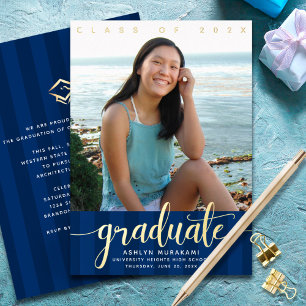 Navy blauw afstuderen foto modern script echt goud folie uitnodiging