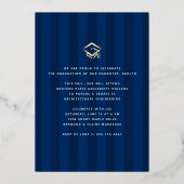 Navy blauw afstuderen foto modern script echt goud folie uitnodiging (Achterkant)