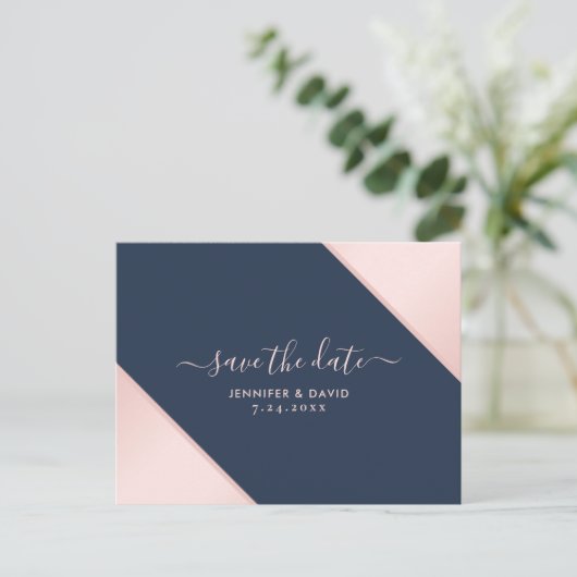 Navy Blauw en Blush Bruiloft Save The Date Aankondigingskaart (Staand voorkant)