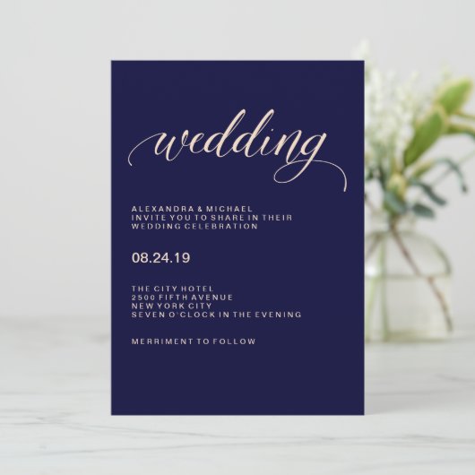 Navy Blauw en Blush Roze Typografie Bruiloft Kaart (Staand voorkant)