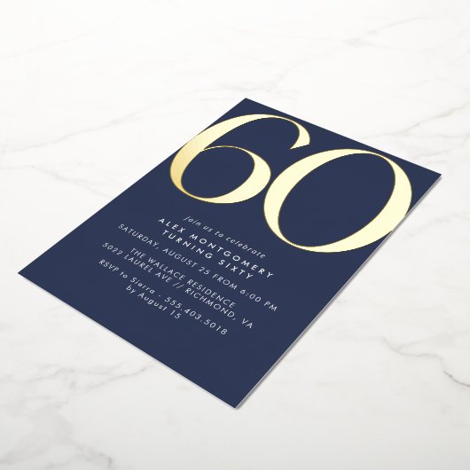 Navy blauw en goud | Moderne Elegante 60ste verjaa Folie Uitnodiging (Gedraaid)