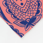 Navy blauw en koraalrood bloempaisley fleece deken (Hoek)