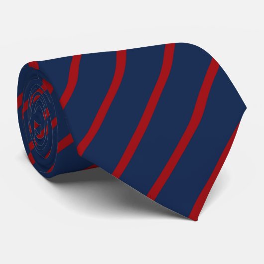 Navy blauw en rood streepjespatroon stropdas (Opgerold)