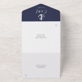 Navy blauw en wit nautisch anker script bruiloft all in one uitnodiging (Buitenkant)