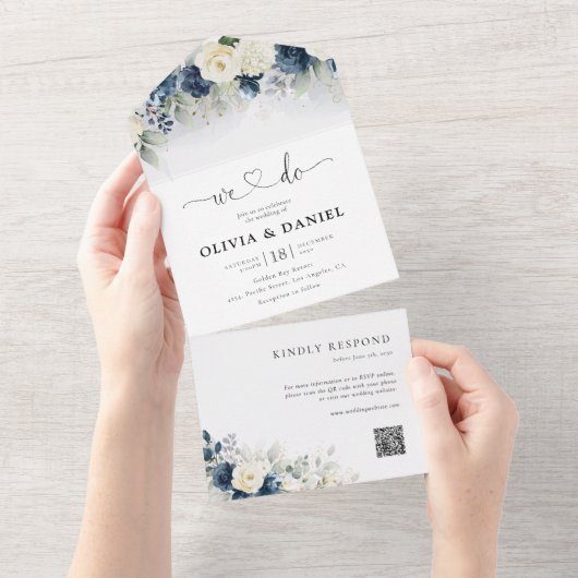 Navy Blauw en Wit Rose Bruiloft All In One Uitnodiging (Afscheurbaar)