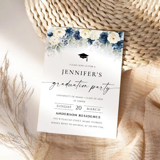 Navy Blauw en Wit Rozen Graduation Party Kaart