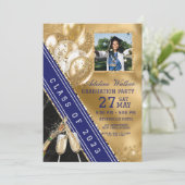 Navy Blauw & Goud Foto Afstudeerfeest Uitnodiging (Staand voorkant)