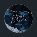 Navy Blauw & Roos Gouden Folie Agaat Marmer De Bru Ronde Button 7,6 Cm<br><div class="desc">Navy Blue & Roos Gold Foil Waterverf Marble Agaat verguld Geode Design,  met moderne en script lettertypen. Trendy en chique bruiloft de bruid knop! ~ Controleer mijn winkel om de volledige bruidssuite voor dit ontwerp te zien!</div>