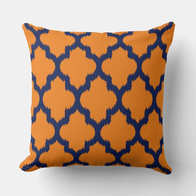 Navy Blauw & Sinaasappel Quatrefoil Ikat Pattern Kussen (Voorkant)