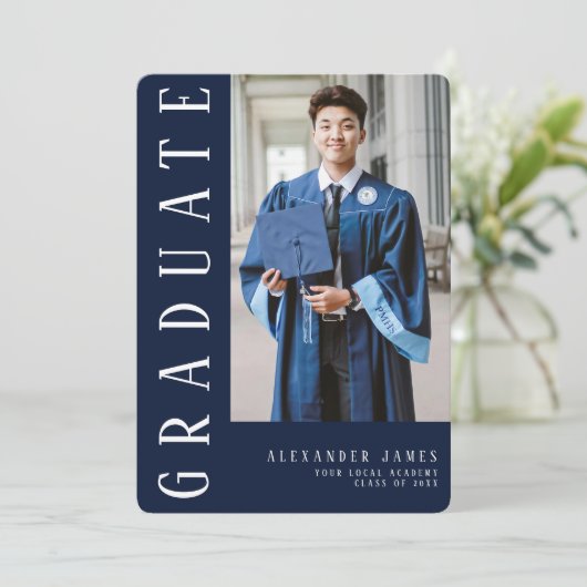 Navy Blauw Wit Een Foto Afstuderen Kaart (Staand voorkant)