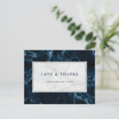 Navy blauw wit marmer bruiloft dank u briefkaart (Staand voorkant)