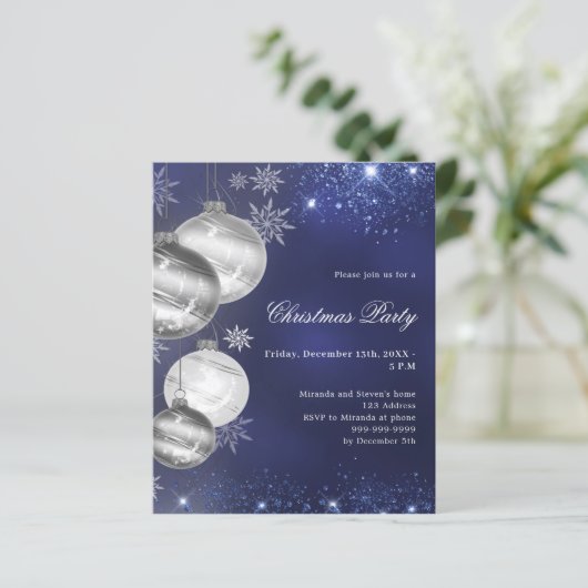 Navy blauw zilver bauble kerstfeest uitnodiging (Staand voorkant)