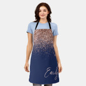 Navy Blauwe Roze Gouden Glans Roze Glitter Monogra Schort (Gedragen)