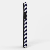 Navy Blauwe Witte Monogram Chevron Patroon Case-Mate iPhone Case (Achterkant/rechts)