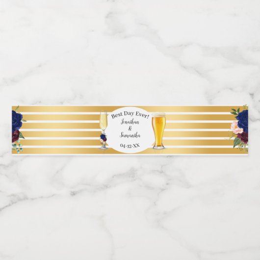 Navy Bloemen Gouden Bubbels & Brews Bruiloft Waterfles Etiket (Enkel label)