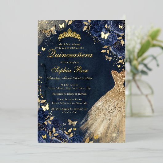 Navy Bloemen Vlinder Gouden Jurk Quinceanera Folie Uitnodiging (Staand Voorkant)