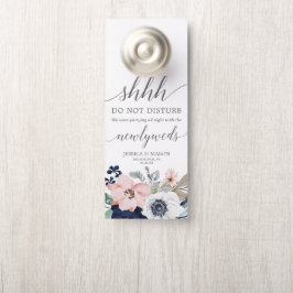 Navy Blooms bruiloft deur hanger niet storen