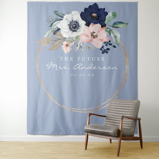 Navy Blooms Future Mrs Bruidsfeest Backdrop Wandkleed (In situ)