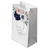 Navy Blooms Hotel Wedding Gift Bag Klein Cadeauzakje (Achterkant Gekanteld)